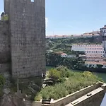 Loft In The Historic Center Of Downtown Порту