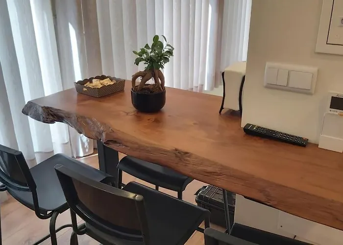 Апартаменты Loft In The Historic Center Of Downtown Порту